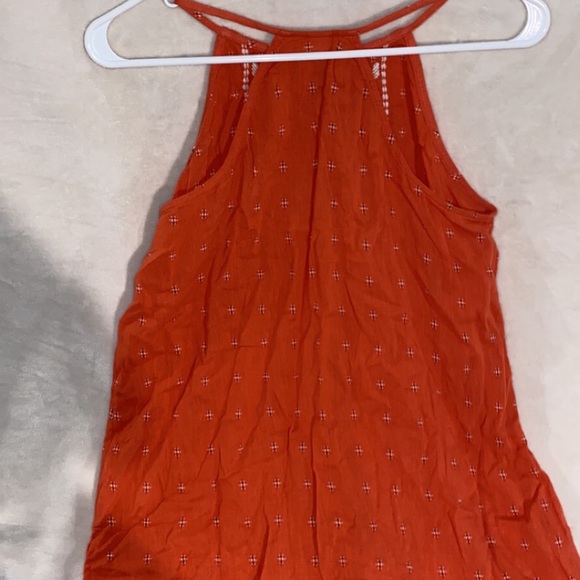 Super cute Coral Top - Picture 9 of 10